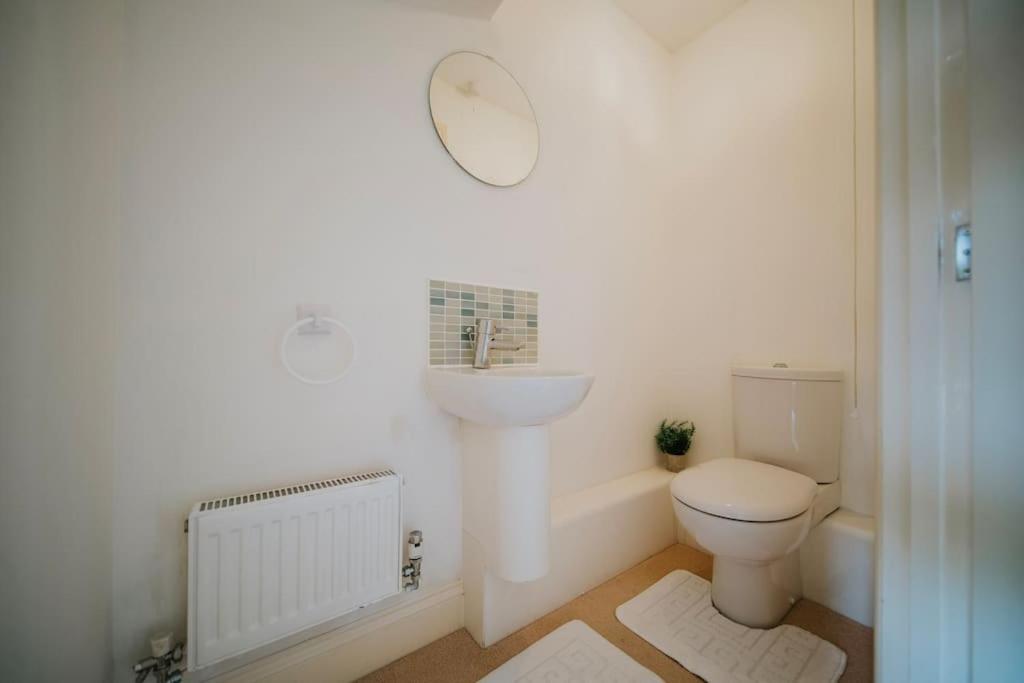 Linen Cottage- Parking, Leds, 4K Tvs, 5G Wifi And More! Bath Kültér fotó
